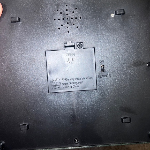 Gemmy Halloween prop statue motion sensor red eyes - Picture 3 of 5